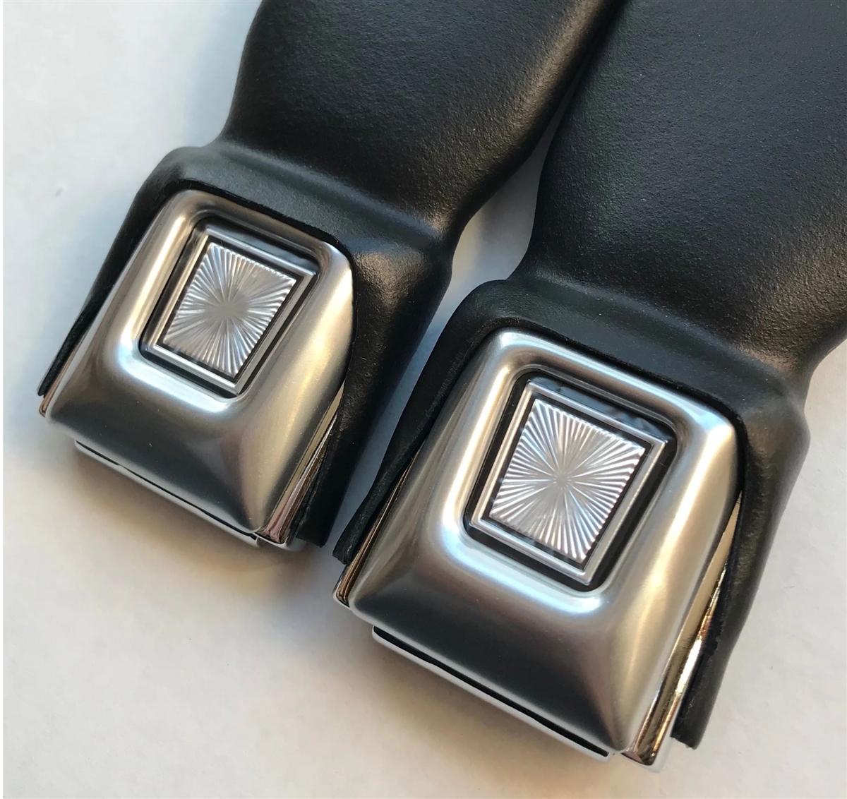 Firebird Central  1970 - 1973 Firebird FRONT Seatbelts Set, Retractable  Shoulder 3 Point, Starburst Buckles with Plain Chrome Buttons and Choice of  Belts Color, Purchase Today!