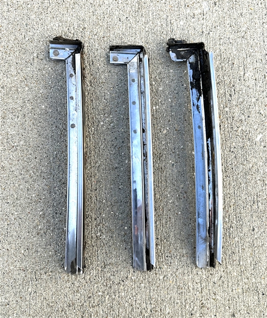 Image of 1978 - 1981 Roof Rail Weatherstrip Channel for T Tops, Vertical LH - Used GM