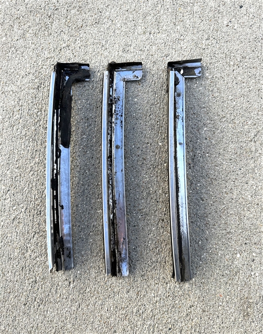 Image of 1978 - 1981 Firebird Roof Rail Weatherstrip Channel for T Tops, Vertical RH, Used GM