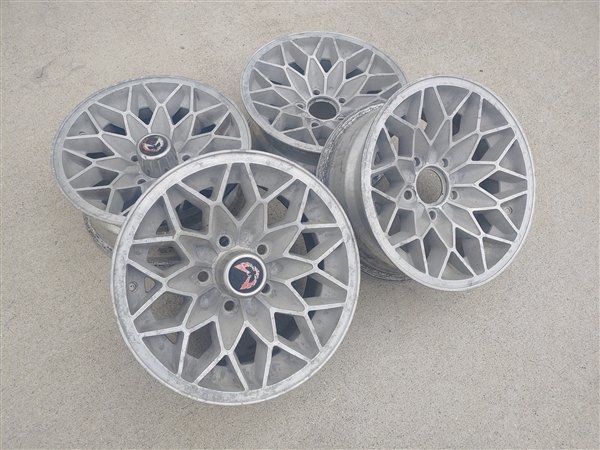 15 X 7 Firebird Snowflake Wheel Rims, Set of 4 GM Used