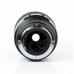 Canon EF 100mm f/2.8 Macro USM