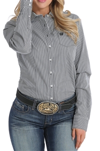 CINCH WOMEN'S BLACK AND WHITE STRIPED WESTERN BUTTON-UP SHIRT