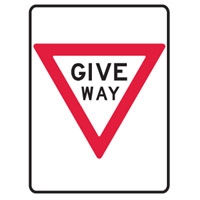 TRAF SIGN-DIREC GIVE WAY 450X600 MTL