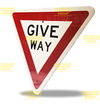 B size Give Way sign 900mm tri