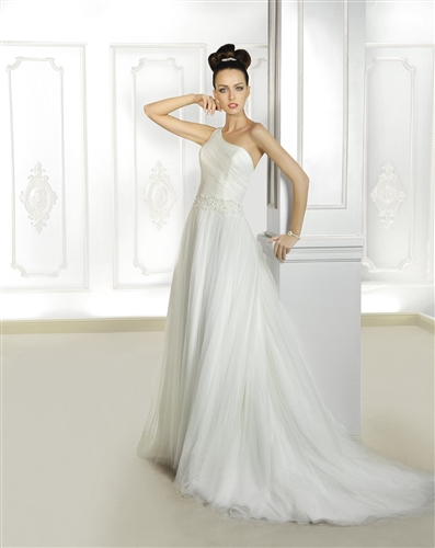 Cosmobella Bridal Gown 7715