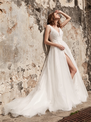 Julian Eve Bridal Gown JE104