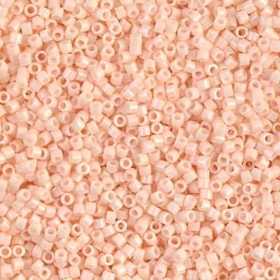 [ DS ] Miyuki Delica Seed Beads 5g 11/0 DB1492 OP Peaches N Cream