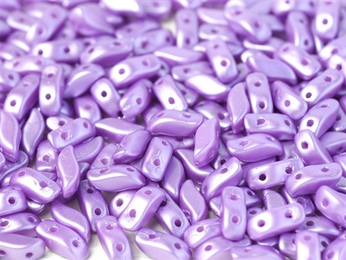 StormDuo-02010-25012- 3x7mm StormDuo Beads - Alabaster Pastel Lila - 25 Count