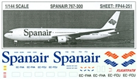 1:144 Spanair Boeing 767-300ER