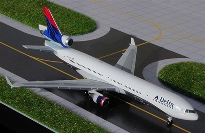 1:400 McDD MD-11, Delta