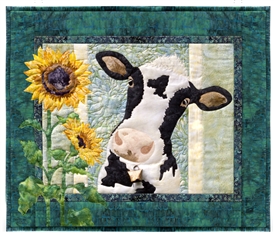 Quilt block of Gladys the Cow.