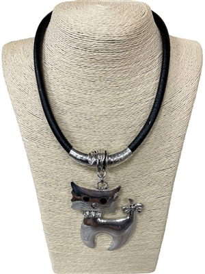 013477 SILVER CAT MAGNETIC SHORT NECKLACE