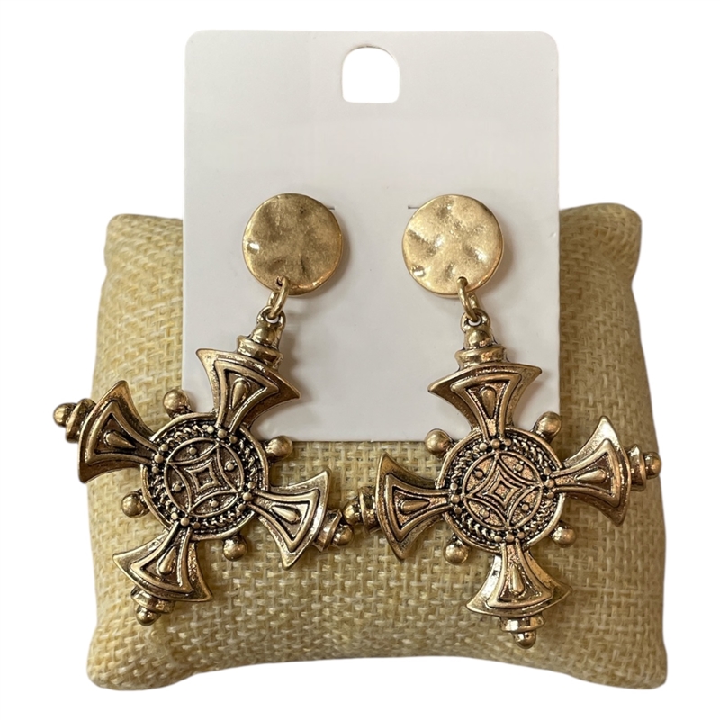 1025 GOLD HAMMERED CROSS EARRINGS