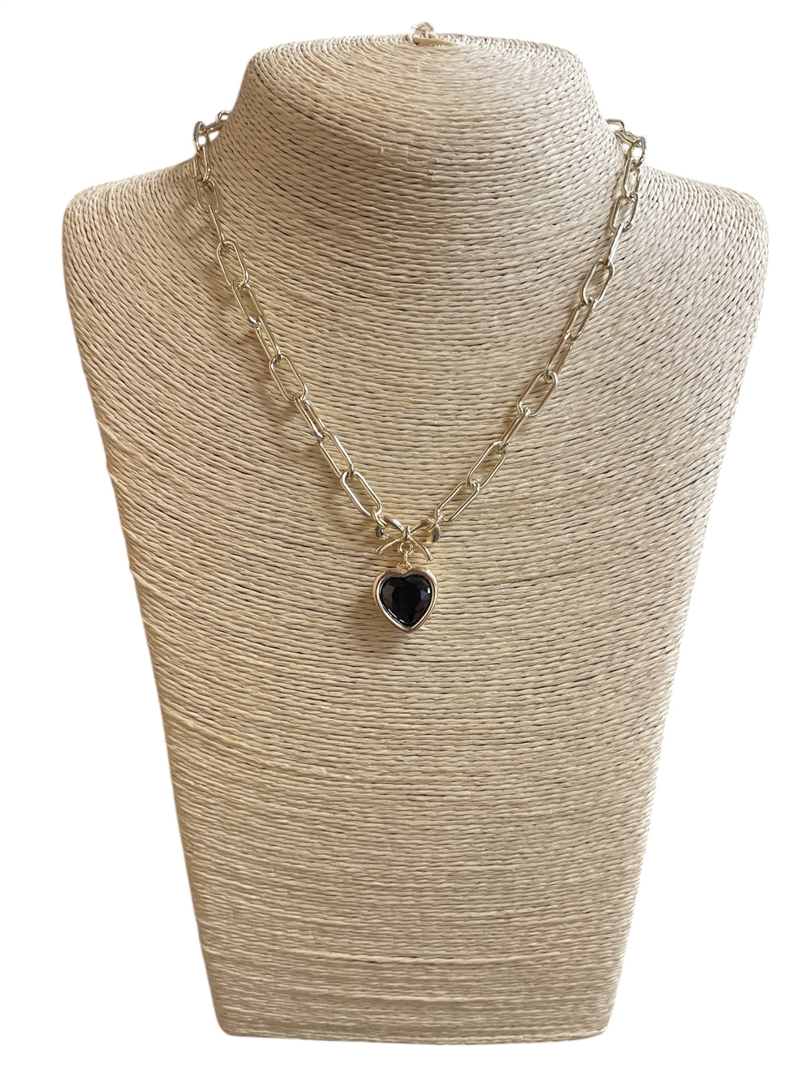 1220 14KG GOLD PLATED  HEART SHORT NECKLACE