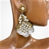 13-2886 FLOWER  SEAD BEAD EARRINGS