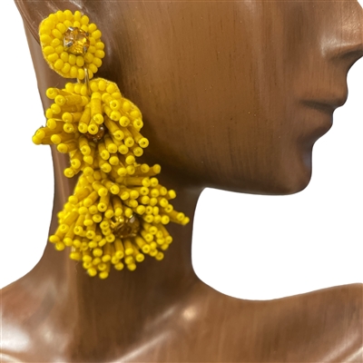 13-3066  DOUBLE YELLOW FLOWERS SEED BEAD POST DANGLE EARRINGS