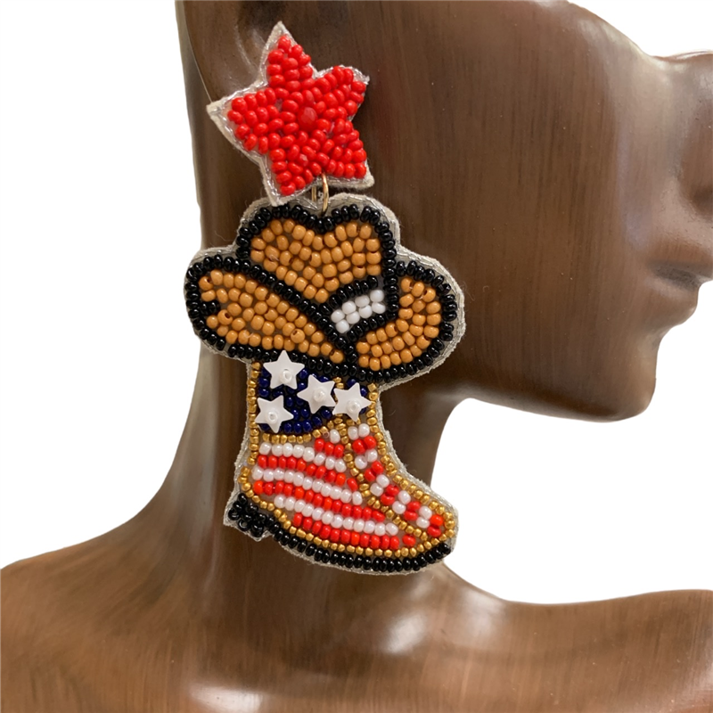 13-5330  RED  BOOTS/HAT  SEED BEAD POST EARRINGS
