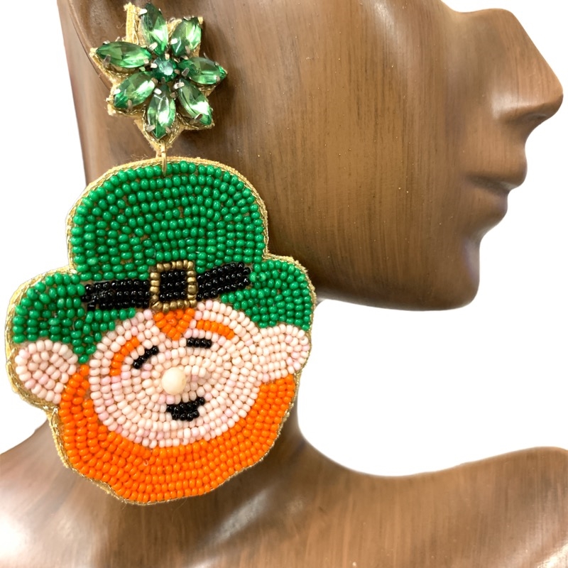 13-5890 ST. PATRICK`S ELF SEED BEAD EARRINGS