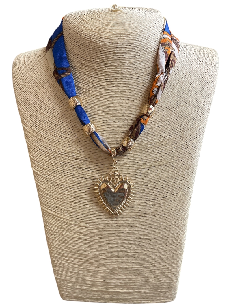 15-2134 GOLD HEART & ROYAL BLUE SCARF NECKLACE
