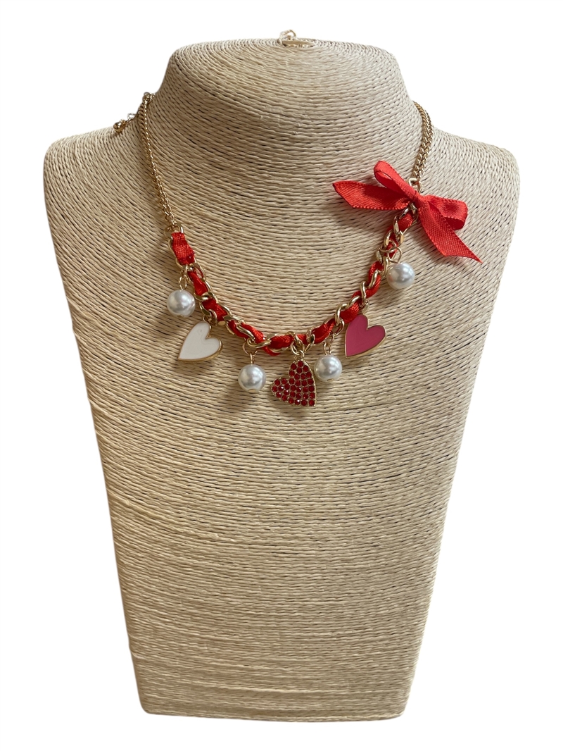 15-2214   RED HEARTS CHAIN  NECKLACE