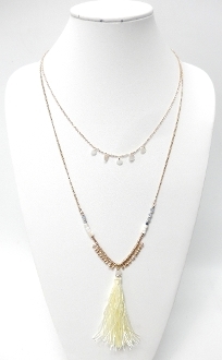 15389  Beads/stones Necklace