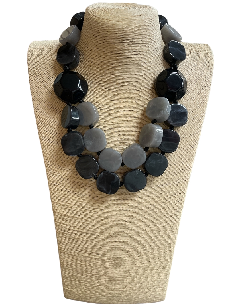 168GYC  GRAY & BLACK ACRYLIC NECKLACE