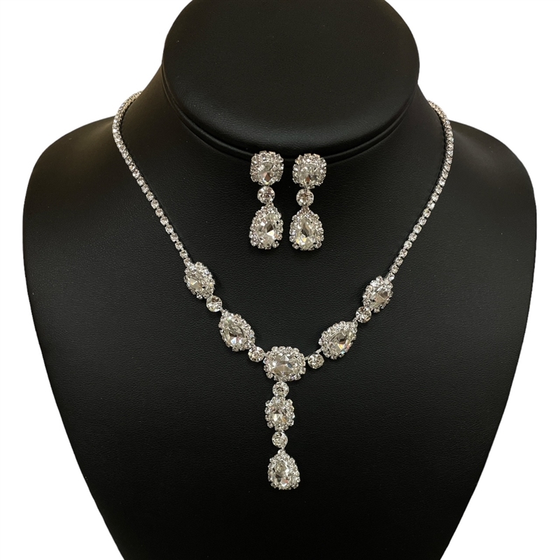 17149 SILVER RHINESTONE TEARDROP SET NECKLACE