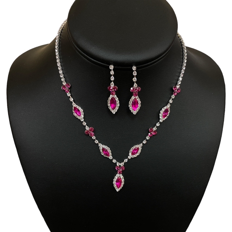 17312 SMALL RHINESTONE OVAL SET NECKLACE