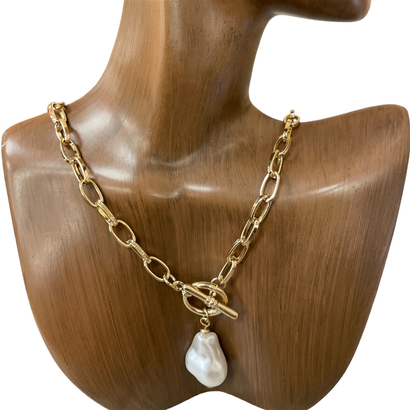 17422 PEARL CHAIN  SHORT NECKLACE