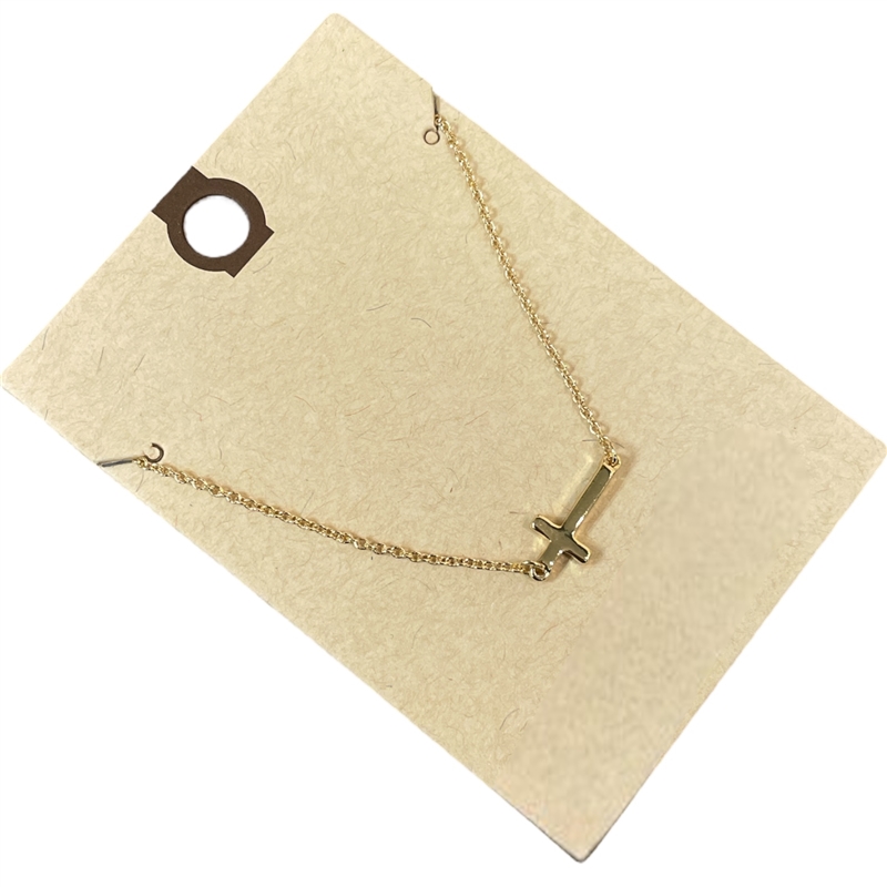 17760  SMALL CROSS SHORT NECKLACE