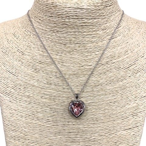 18234  SINGLE PINK   HEART  NECKLACE