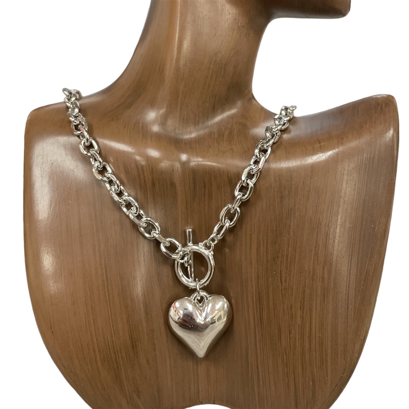 18359V METAL HEART CHAIN NECKLACE