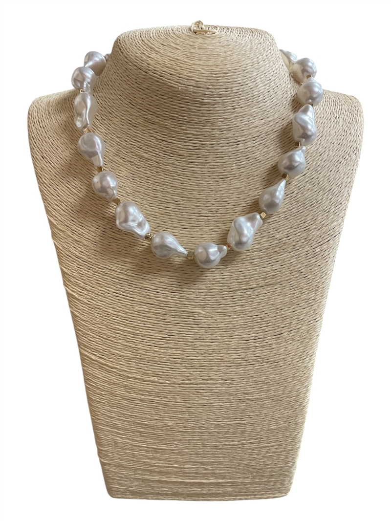 18380  PEARL & GOLD BEADED  SHORT NECKLACE
