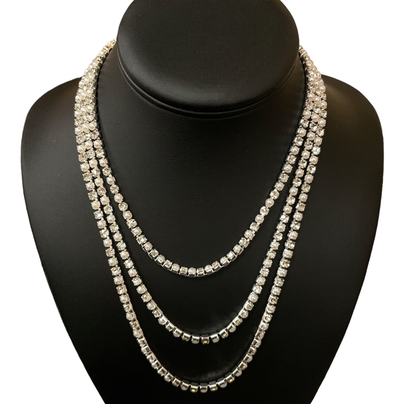 18418-1 ''30''   RHINESTONE & PEARL 3 LINES NECKLACE