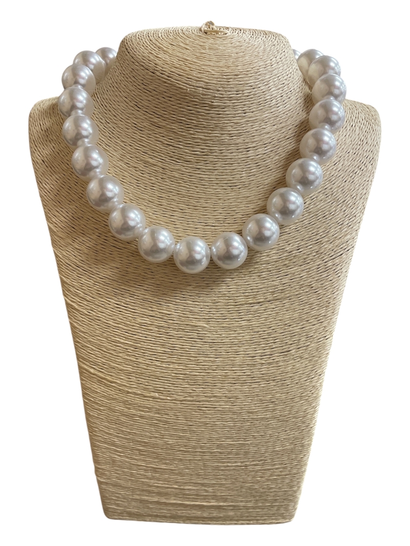 1845 PEARL  SHORT NECKLACE