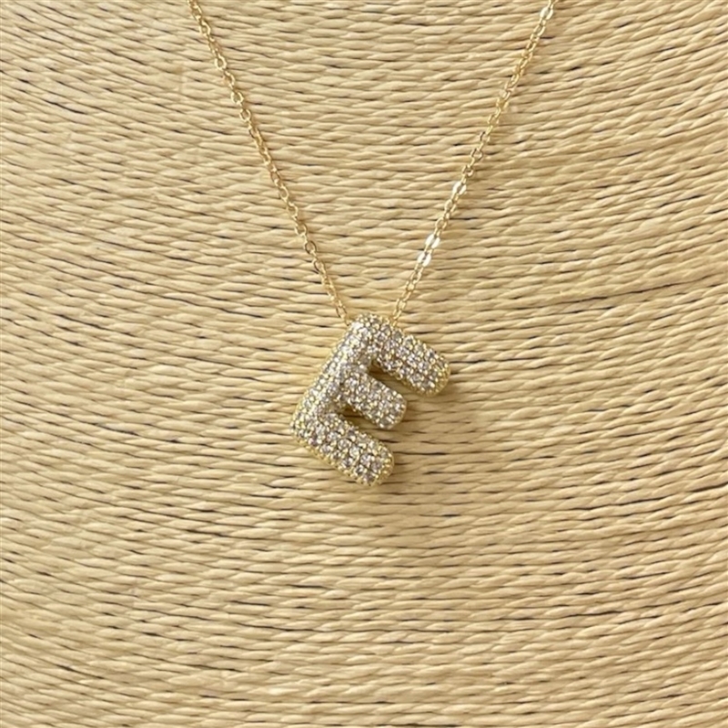 18633 ''E'' INITIAL PENDANT CUBIC ZIRCONIA SHORT GOLD NECKLACE