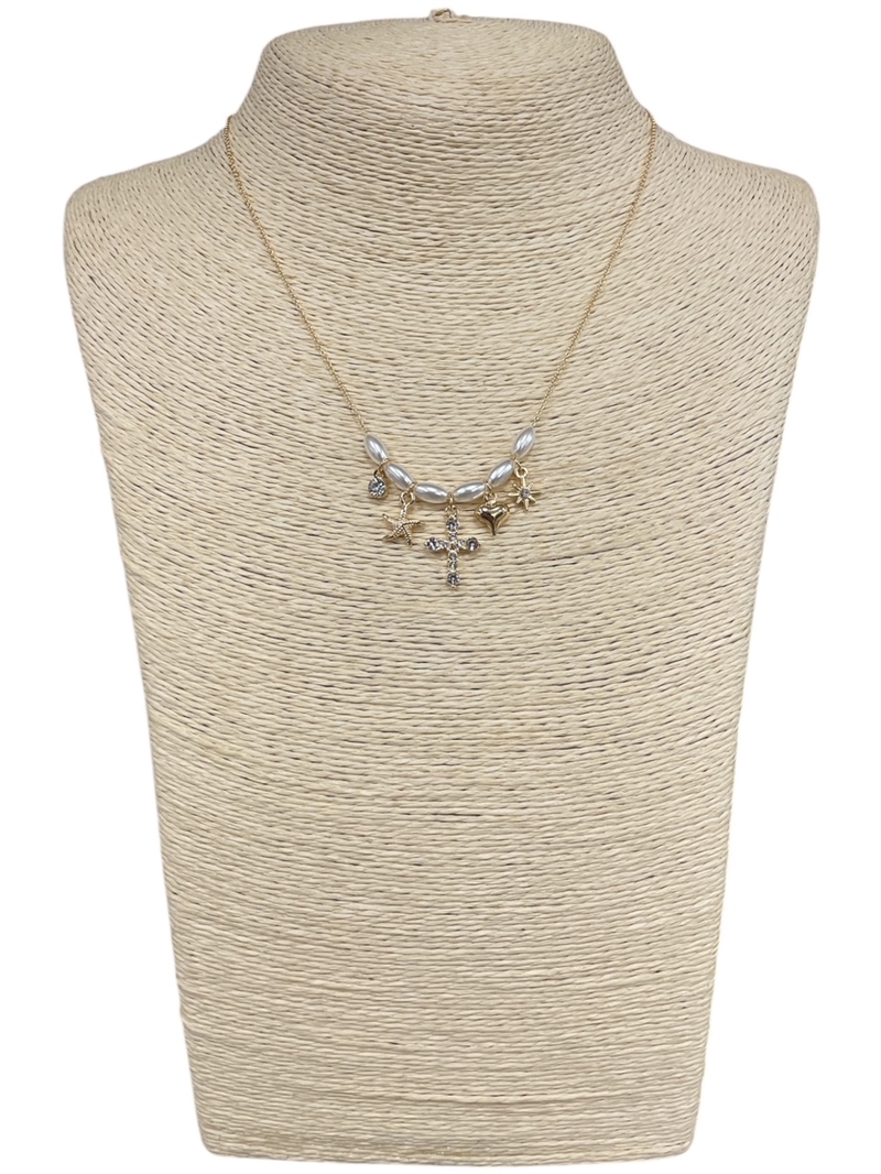 18694 CROSS & PEARL SHORT NECKLACE