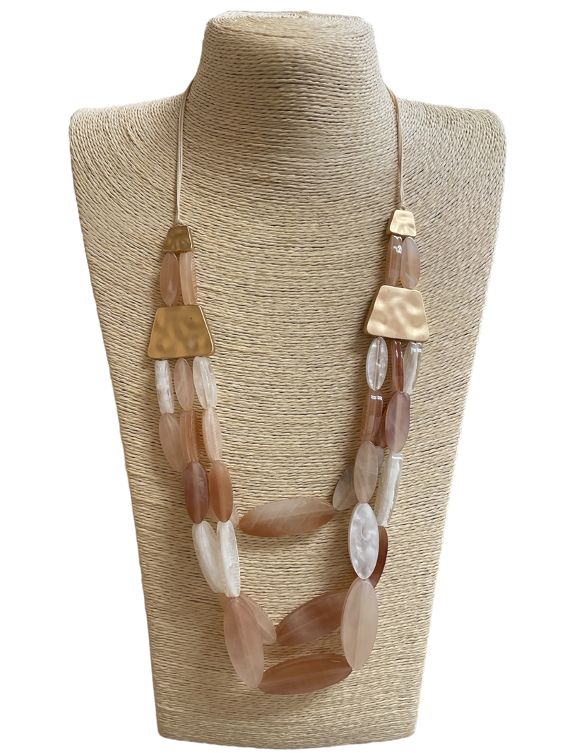 186BC  BLUSH & WHITE ACRYLIC NECKLACE