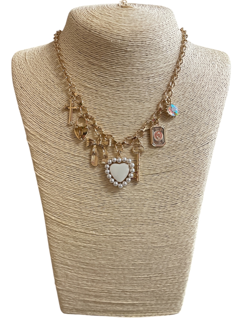 18902  WHITE HEART & CHARMS  SHORT NECKLACE