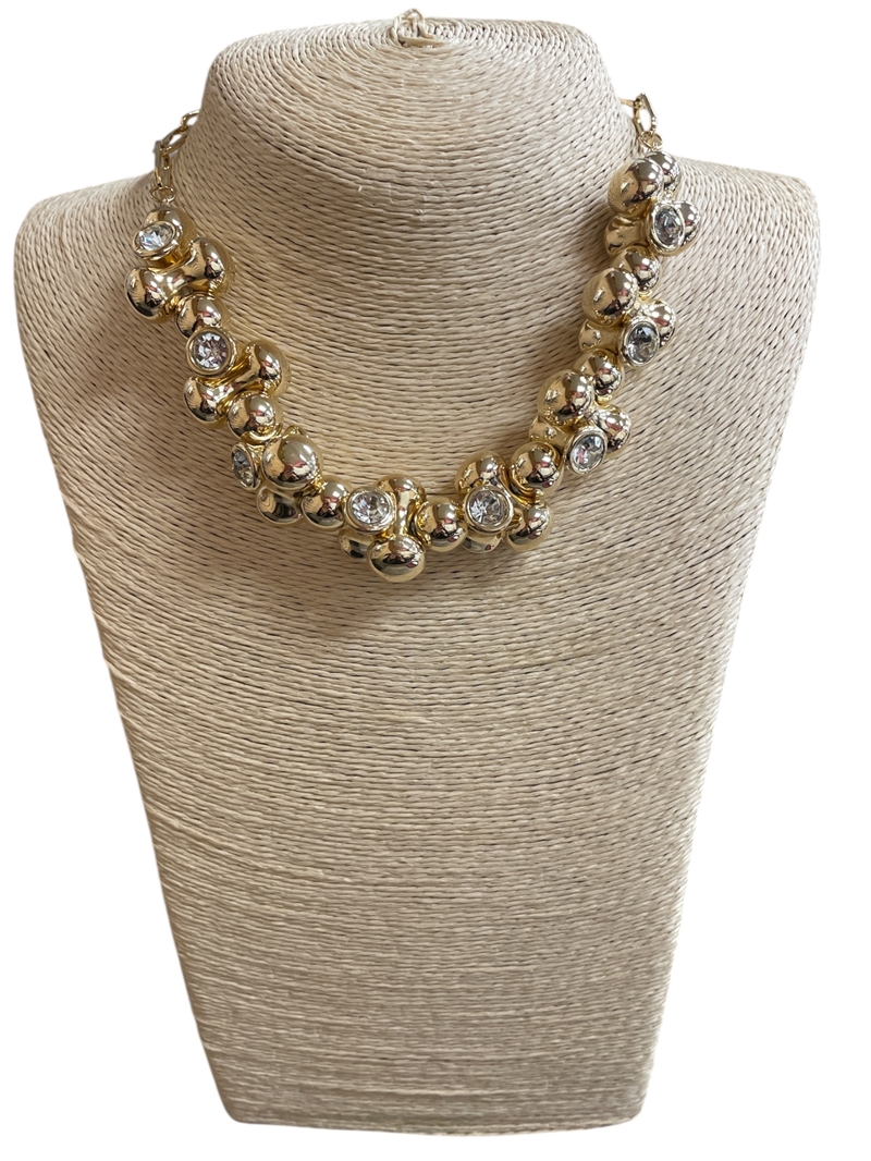 18928 LIGHTWEIGHT  BEADED BALL SHORT NECKLACE