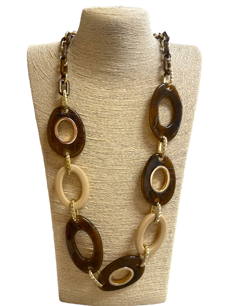 18N6B  BROWN CREAM ACRYLIC NECKLACE