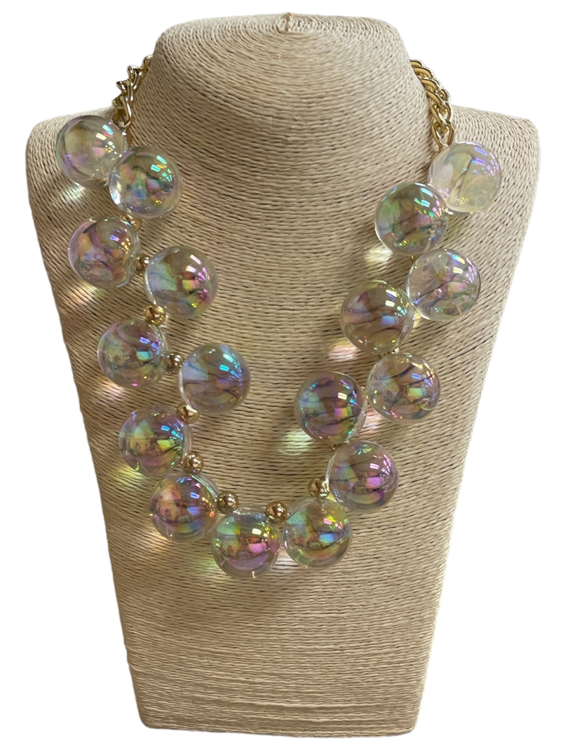 18N6CM  CLEAR MULTI ACRYLIC NECKLACE