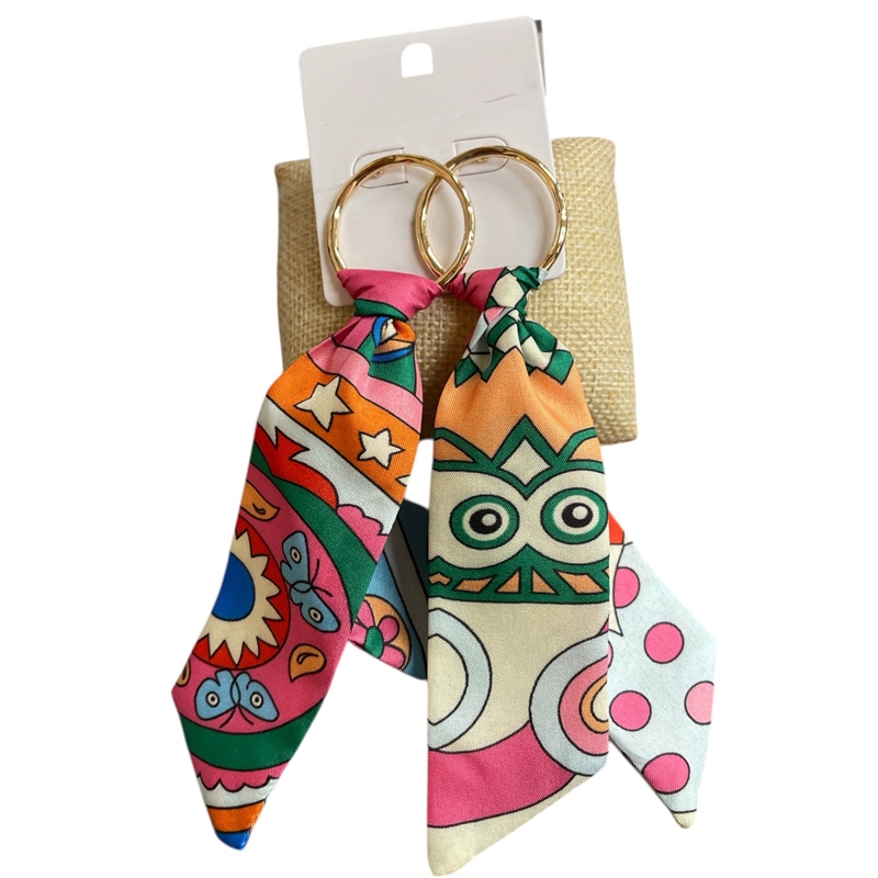 1NUE1124 GOLD PINK MULTI LONG FABRIC EARRINGS