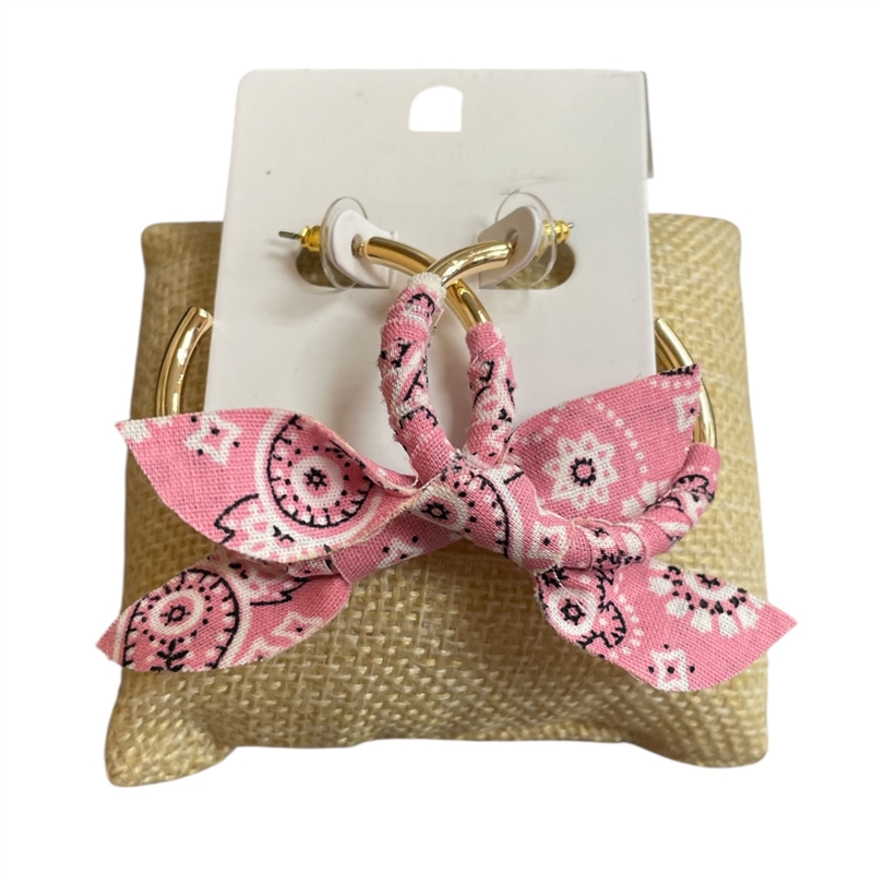 1NUE1127P  PINK   BANDANA  HOOP EARRINGS