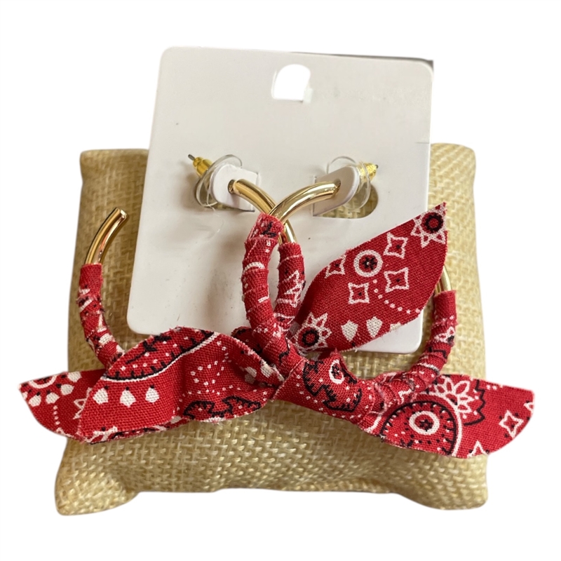 1NUE1127R  RED  BANDANA  HOOP EARRINGS