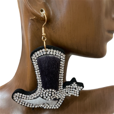 27912BW  BLACK WHITE SUEDE PUFF BOOT EARRINGS