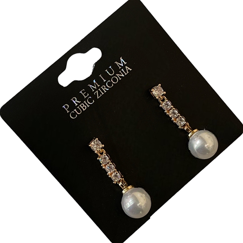 28015 CZ  SMALL SQUARE & PEARL EARRINGS