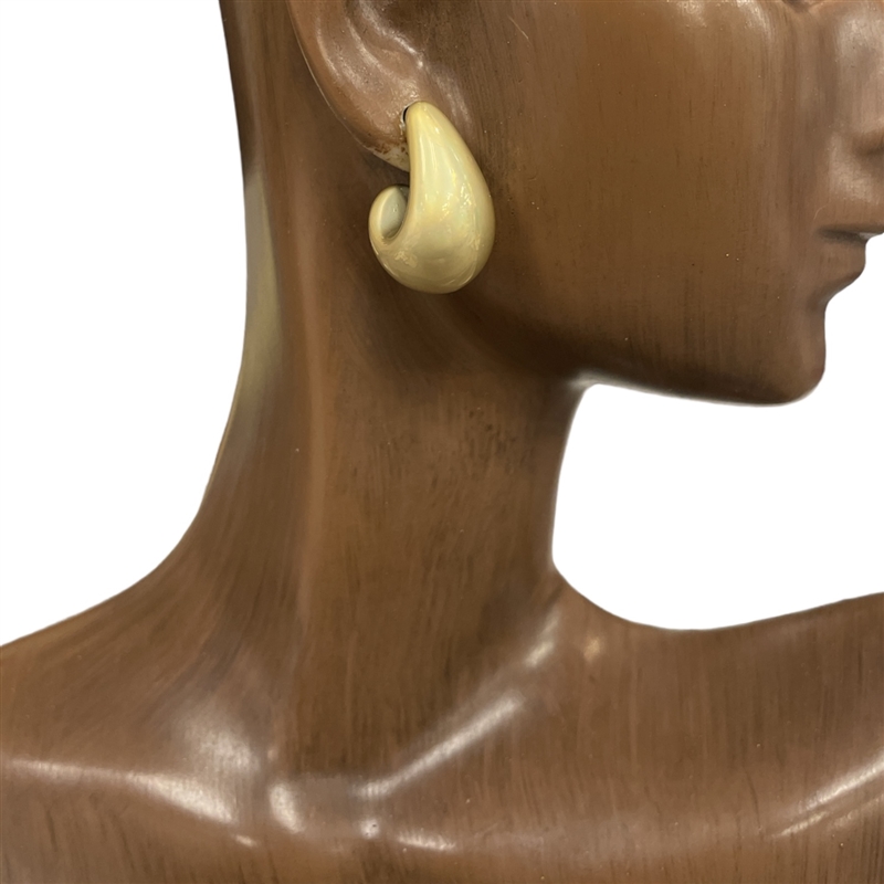 28162GD MATTE GOLD TEARDROP EARRINGS