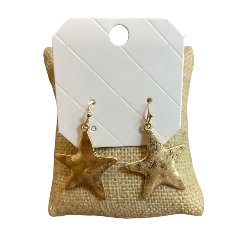 28990 GOLD MATTE HAMMERED STAR DANGLE EARRINGS