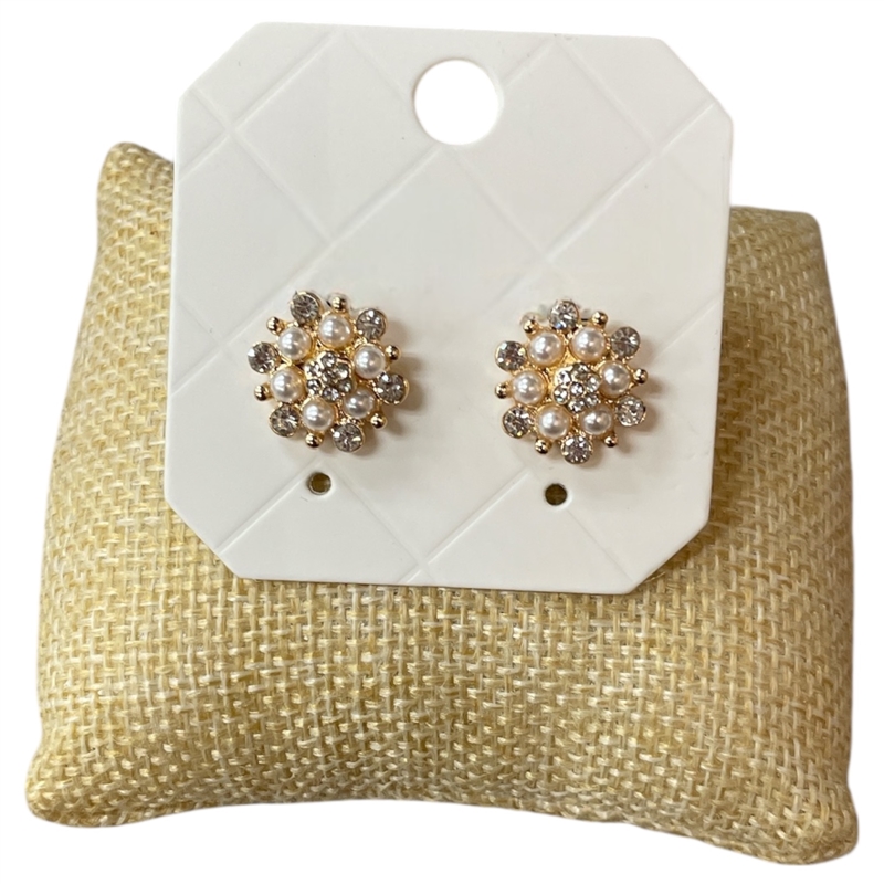 29043 PEARL & RHINESTONE SMALL GOLD FLOWER STUD EARRINGS